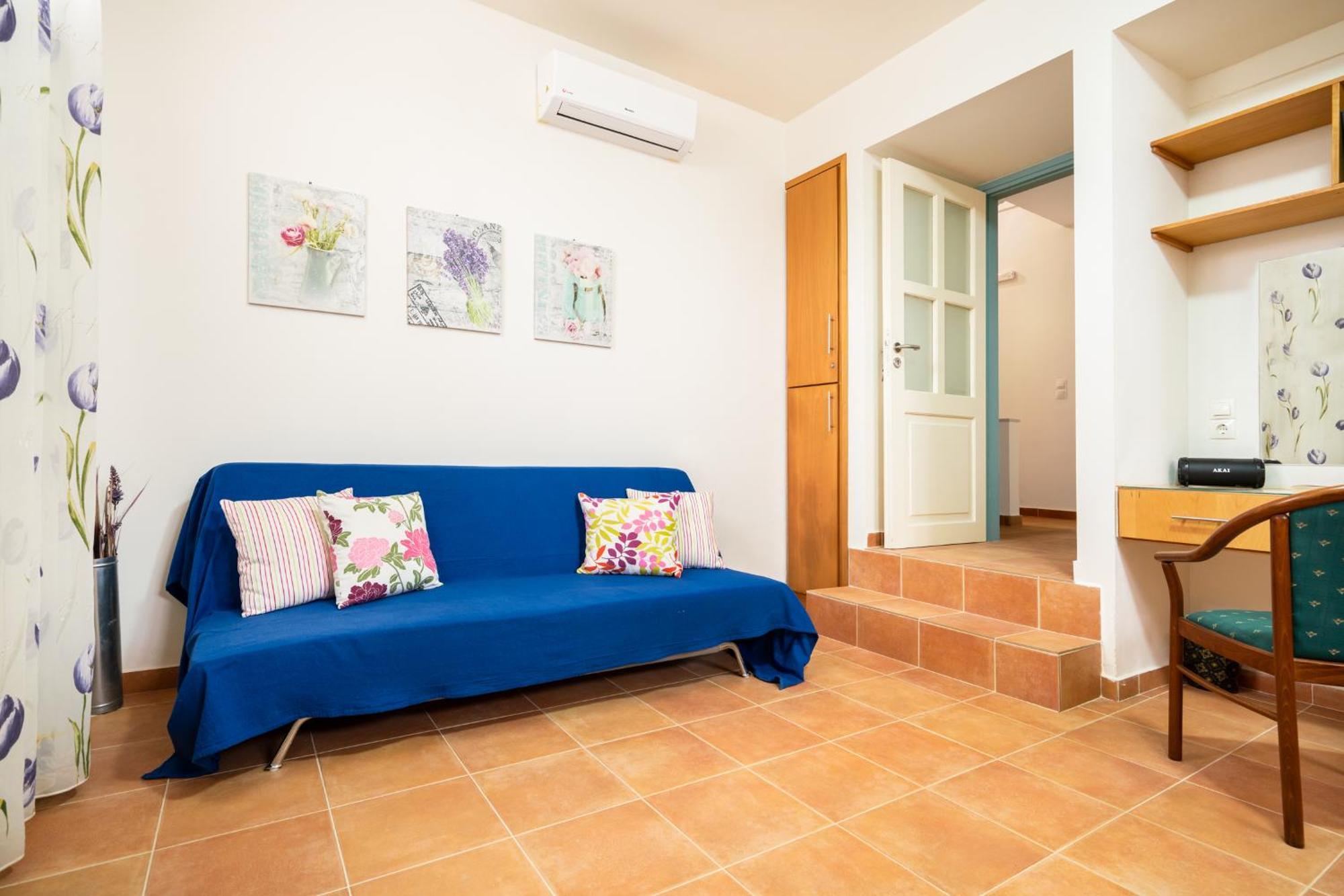 Beachfront Aqua Marine With Private Pool,ping-pong & Bbq Вилла